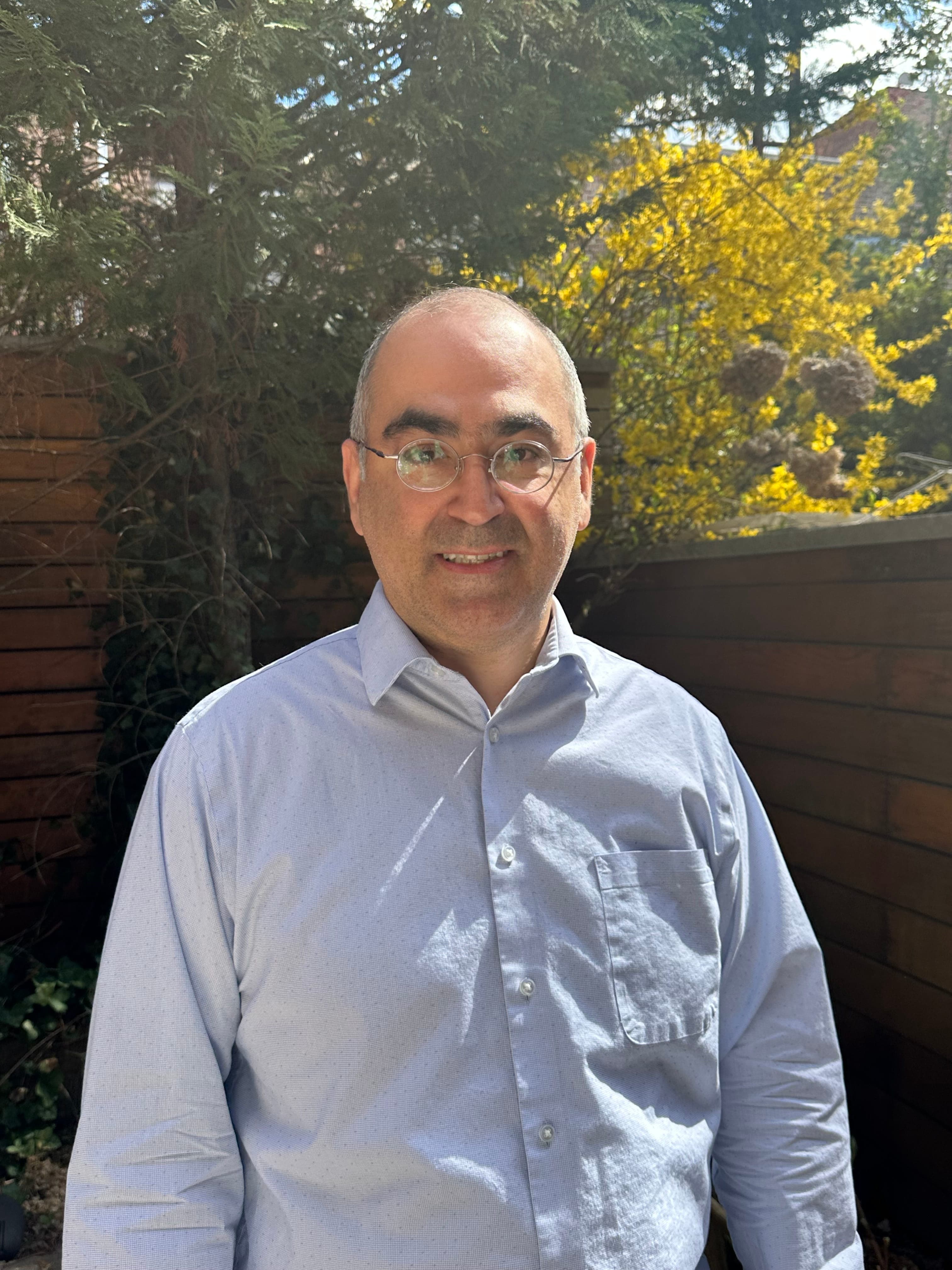 Dr. Robert Davidson